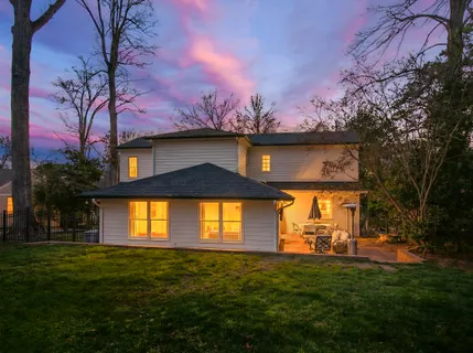 $2,150,000 | 2638 Lakeview Drive, Raleigh, NC 27609