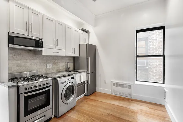 145 West 4th Street, Unit 10 Manhattan, NY 10012 - Photo 2 of 6