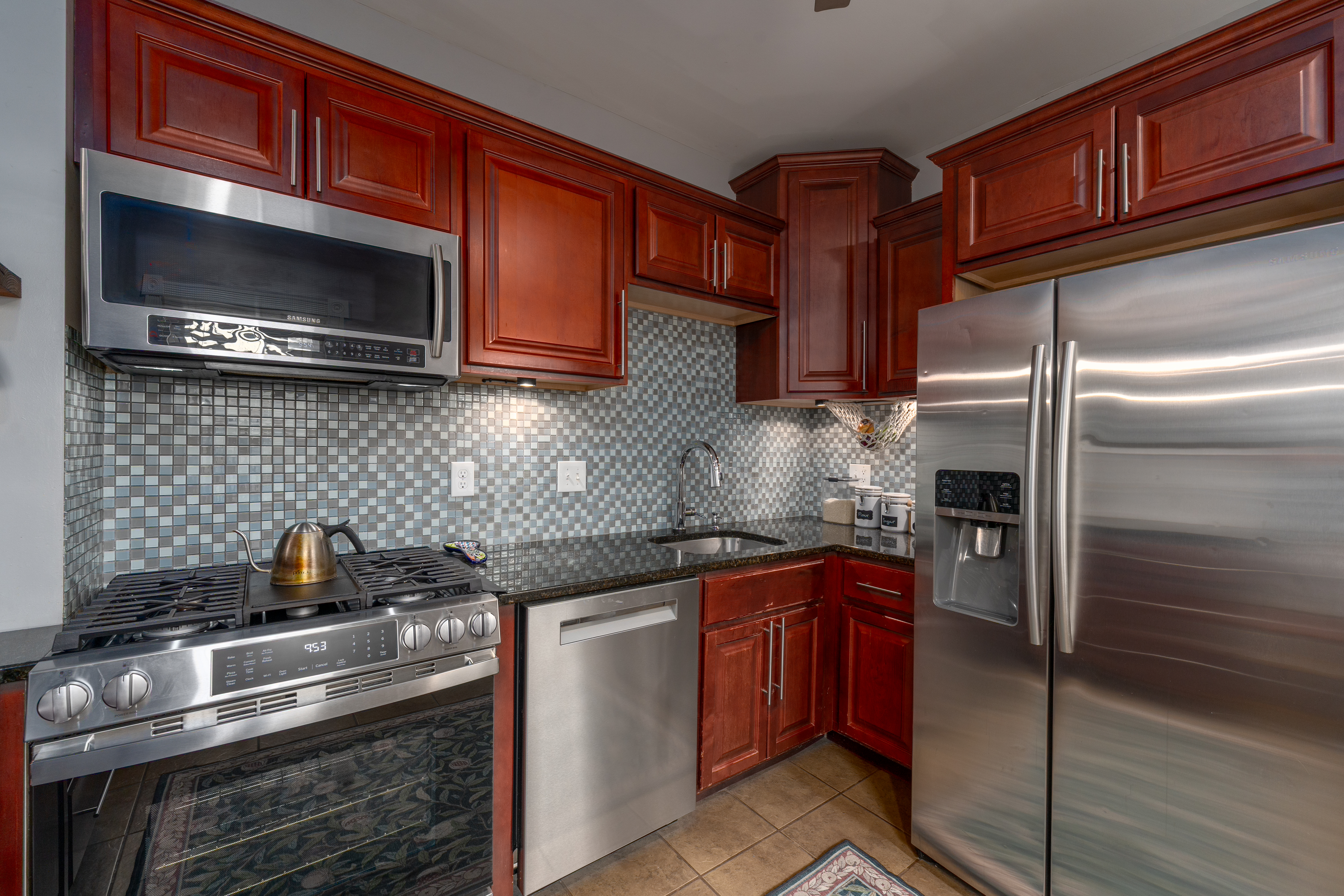 218 South Ann Street Baltimore, MD 21231 - Photo 13 of 40