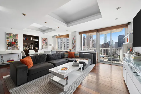 $10,750 | 220 East 65th Street, Unit PHEF | Lenox Hill
