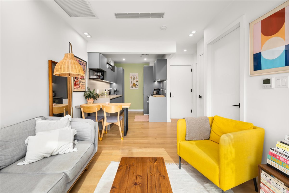 171 Devoe Street, Unit 4F Brooklyn, NY 11211 - Photo 4 of 12