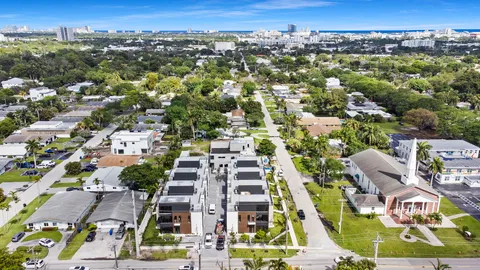 $2,100,000 | 849 Southwest 14th Court, Fort Lauderdale, FL 33315