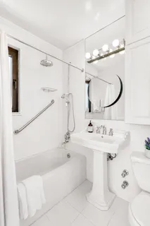 $2,395,000 | 10 West 66th Street, Unit 29E | Upper West Side