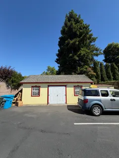 $899,000 | 720 East Washington Street, Petaluma, CA 94952