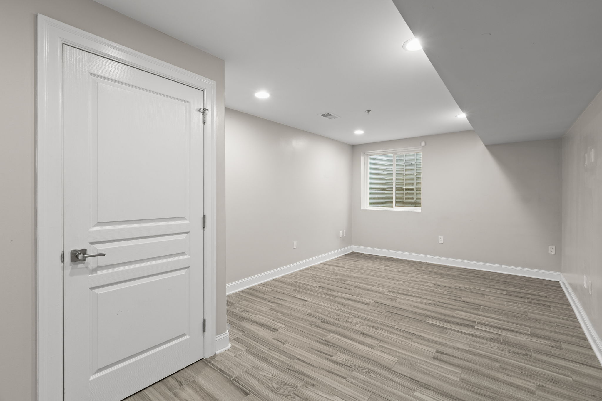 2129 Tasker Street Philadelphia, PA 19145 - Photo 47 of 51 Gallery Image 47