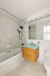 $550,000 | 2 South End Avenue, Unit 8E | Battery Park City