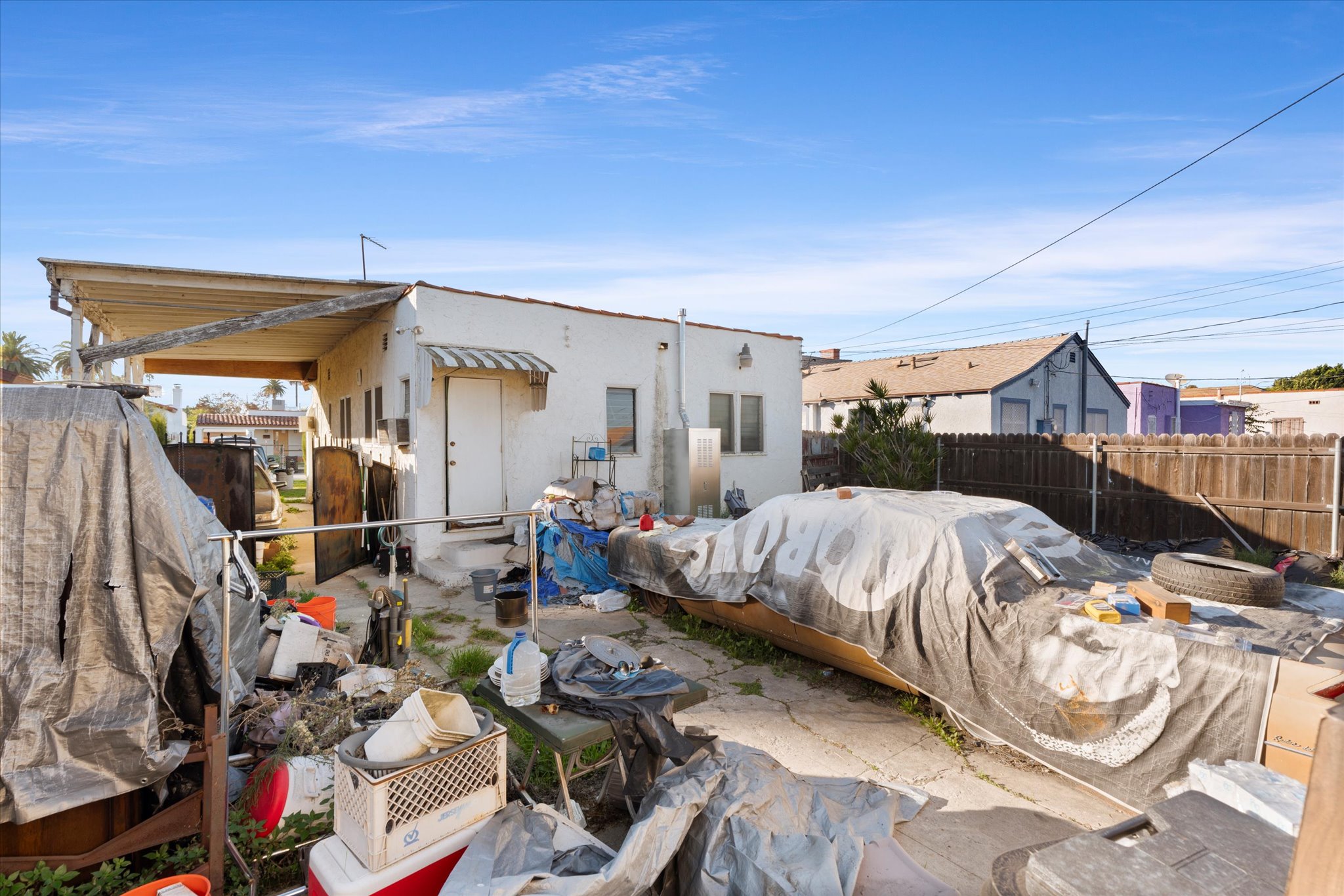 6326 5th Avenue Los Angeles, CA 90043 - Photo 7 of 14 a bedroom with furniture and a window