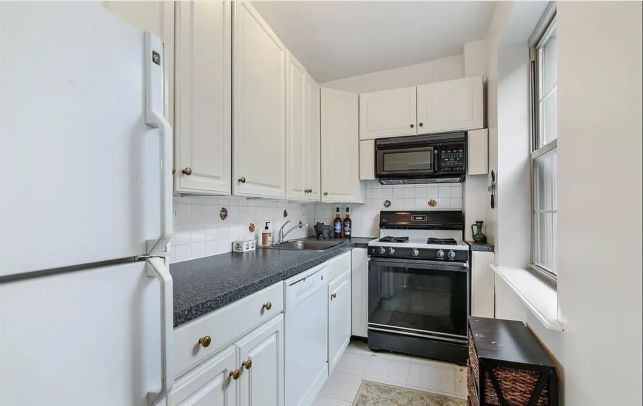 90 State Street, Unit 14 Brooklyn, NY 11201 - Photo 3 of 6