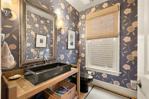 Contact Agent | 6512 Ridge Drive, Bethesda, MD 20816