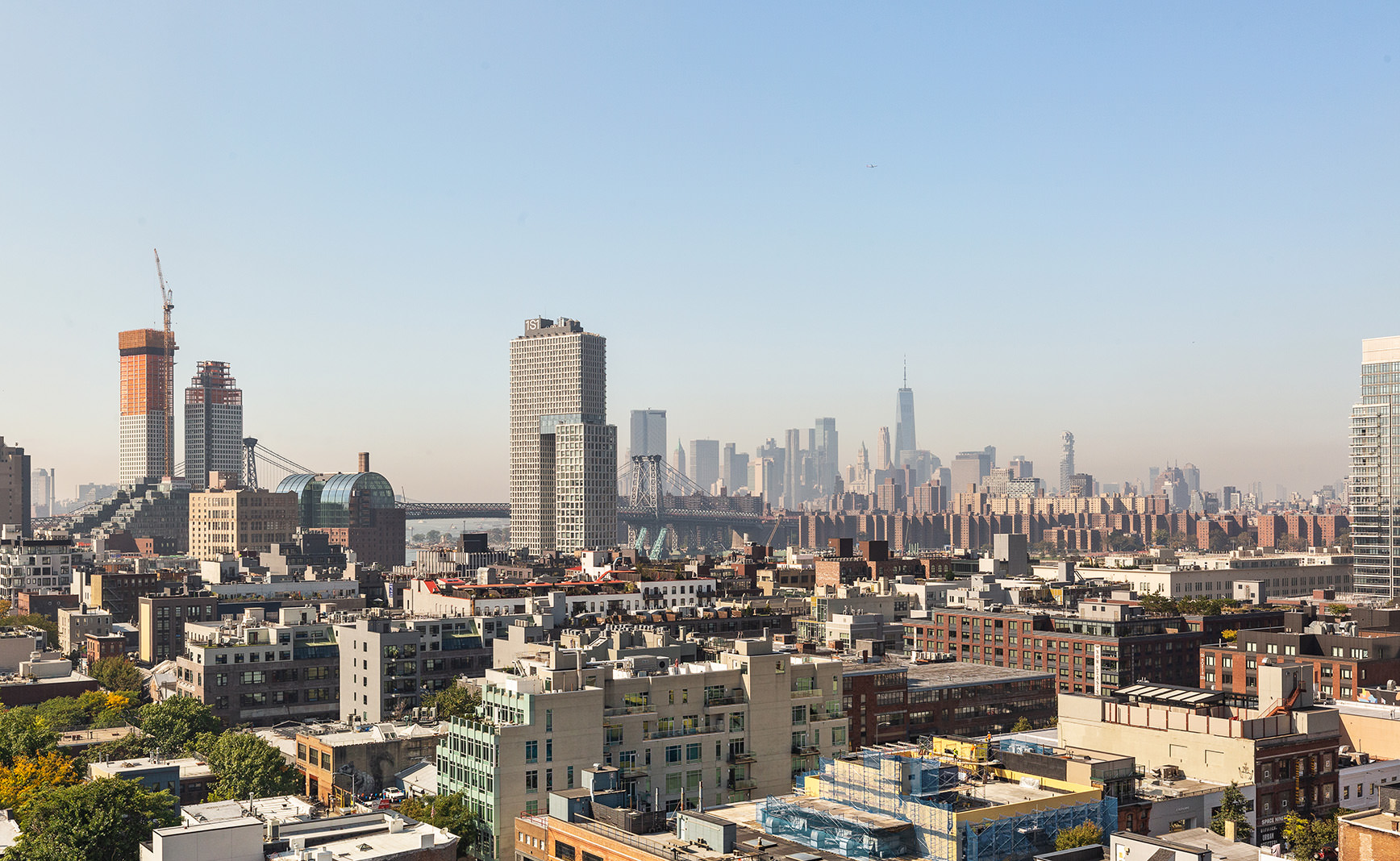 144 North 8th Street, Unit 12B Brooklyn, NY 11249 - Photo 12 of 15 a view of a city with tall buildings