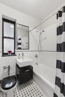 $699,000 | 24 Bennett Avenue, Unit 62A | Hudson Heights