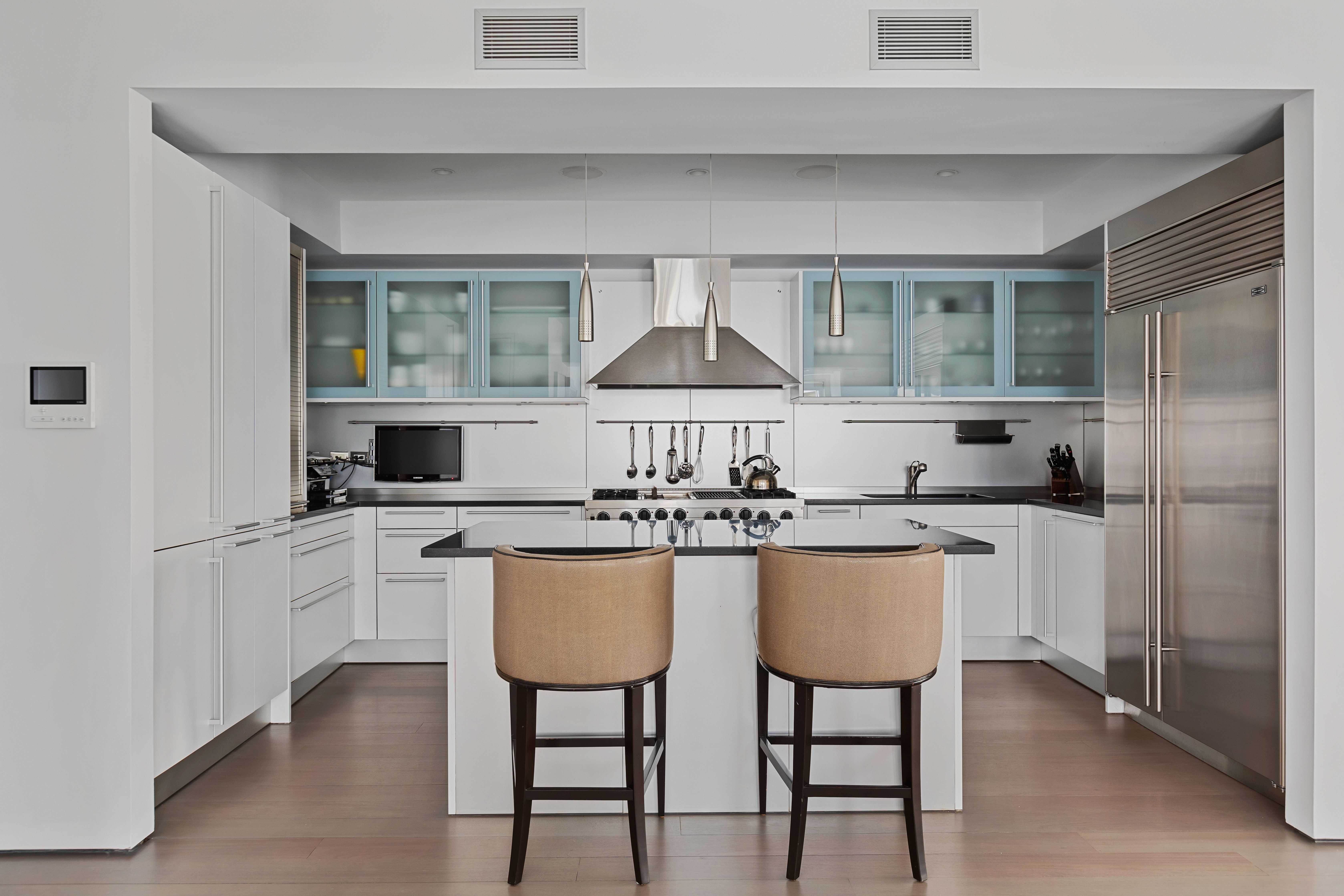 169 Hudson Street, Unit 5N Manhattan, NY 10013 - Photo 8 of 17