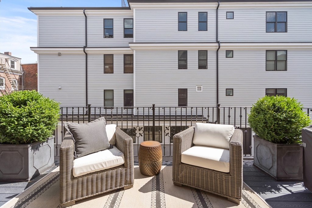 795 East 4th Street Boston, MA 02127 - Photo 6 of 22