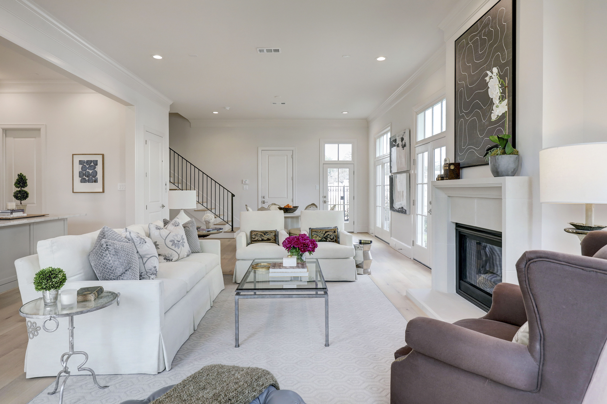 111 Wellington Row Road Houston, TX 77024 - Photo 4 of 27