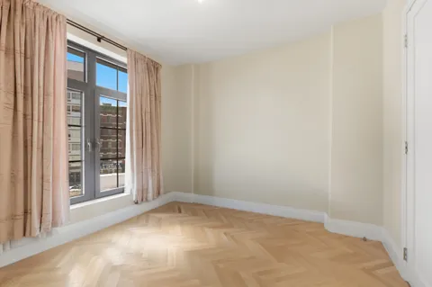 $750,000 | 300 West 122nd Street, Unit 4F | Harlem