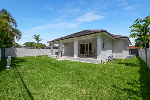 $950,000 | 2850 Northwest 5th Street, Miami, FL 33125