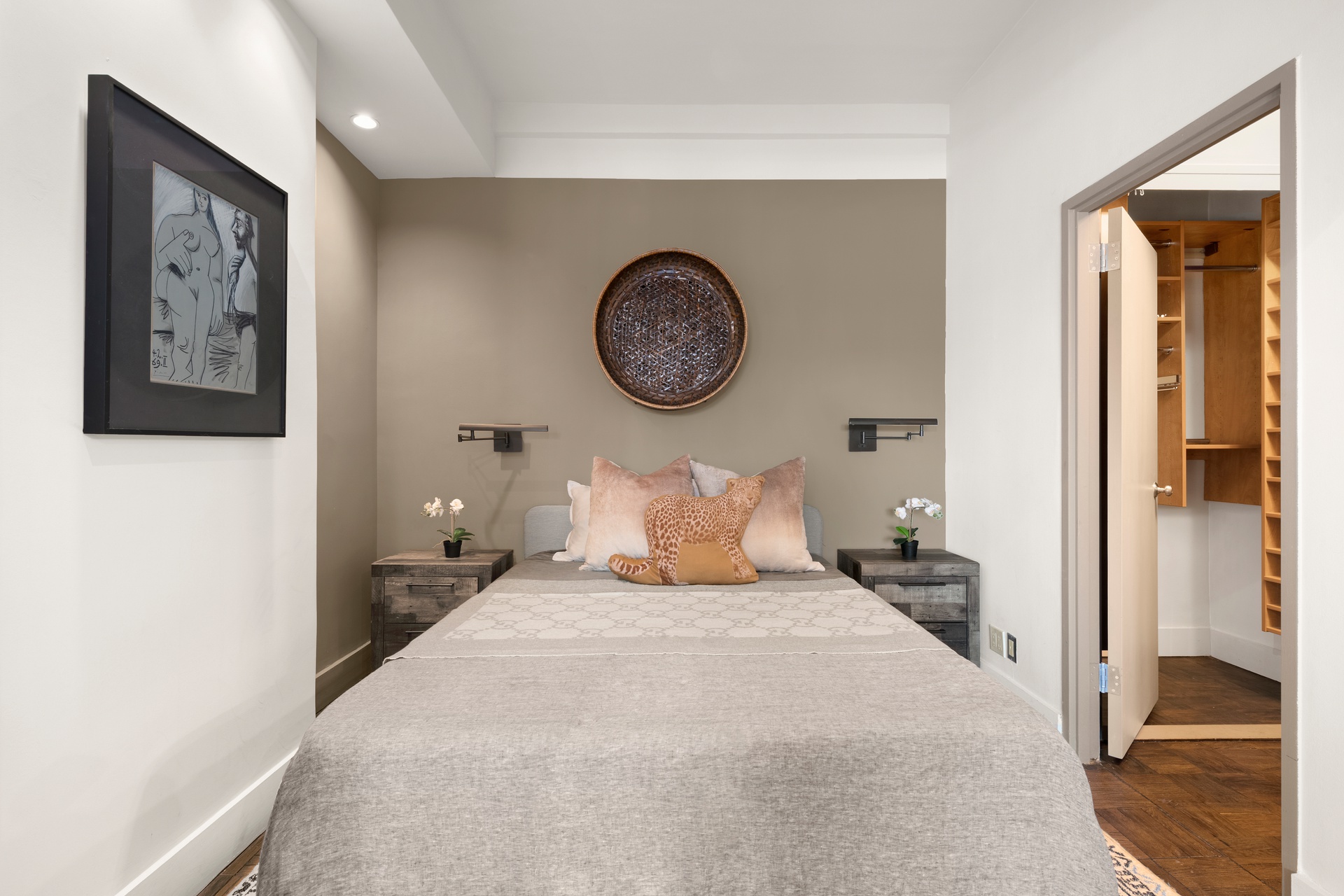 20 East 9th Street, Unit 14L Manhattan, NY 10003 - Photo 7 of 23