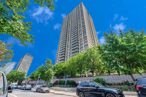 $3,350,000 | 37 Henry Street | Brooklyn Heights