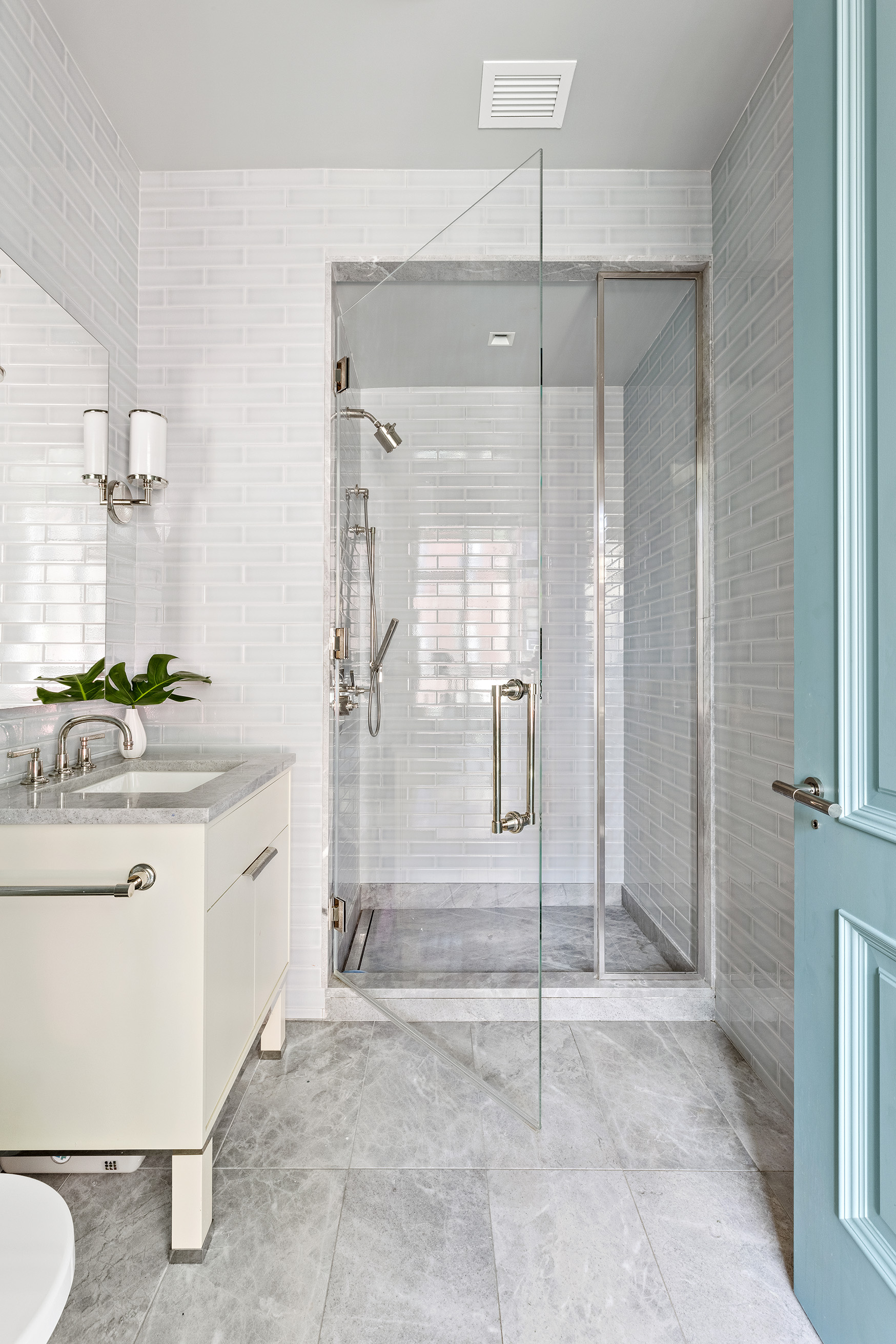 150 Charles Street, Unit 3DES Manhattan, NY 10014 - Photo 17 of 18