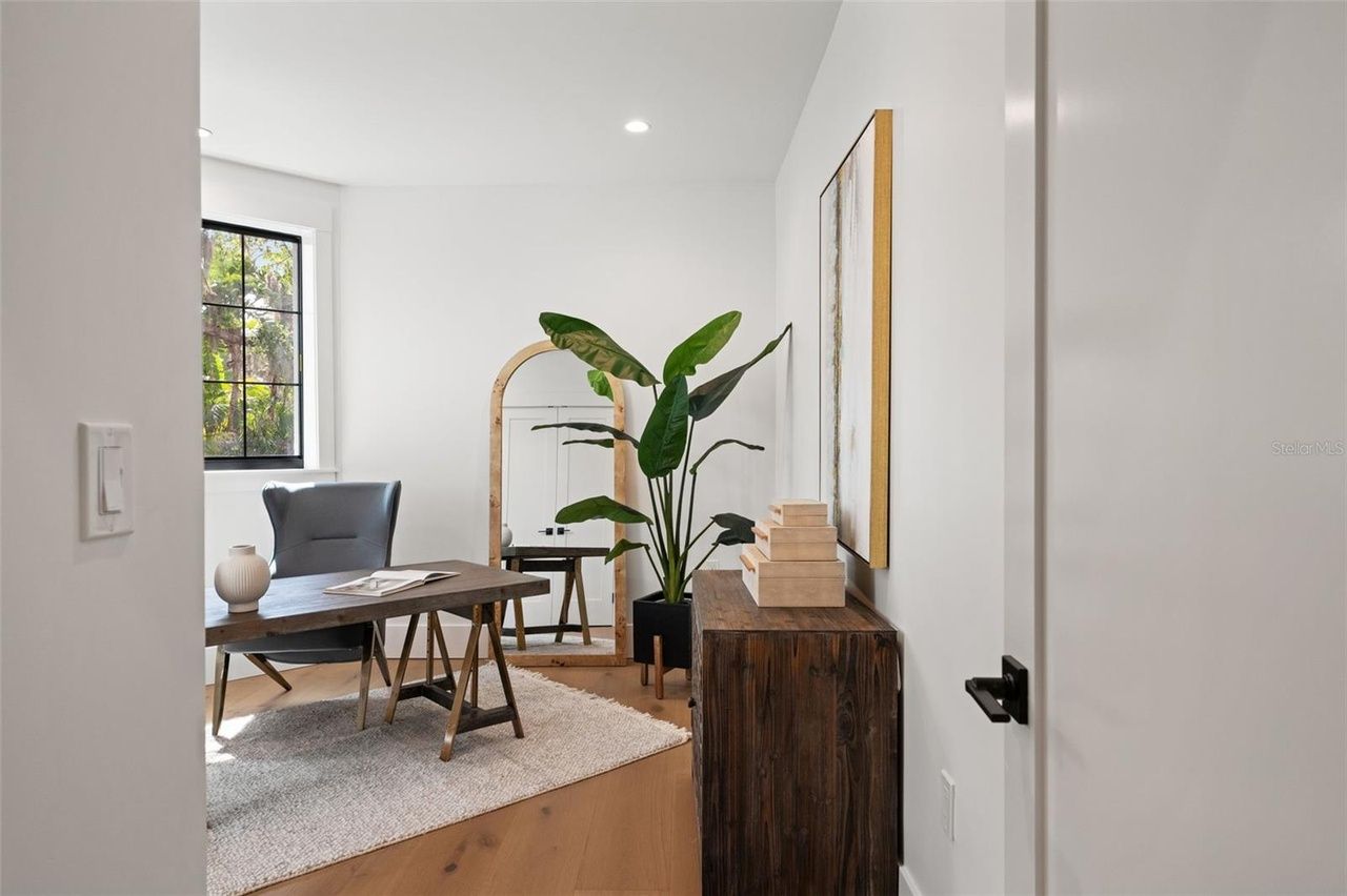 $4,200,000 | 804 Idlewood Drive, Tampa, FL 33609