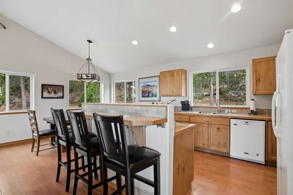 $730,000 | 8 Yuma Trail, Evergreen, CO 80439