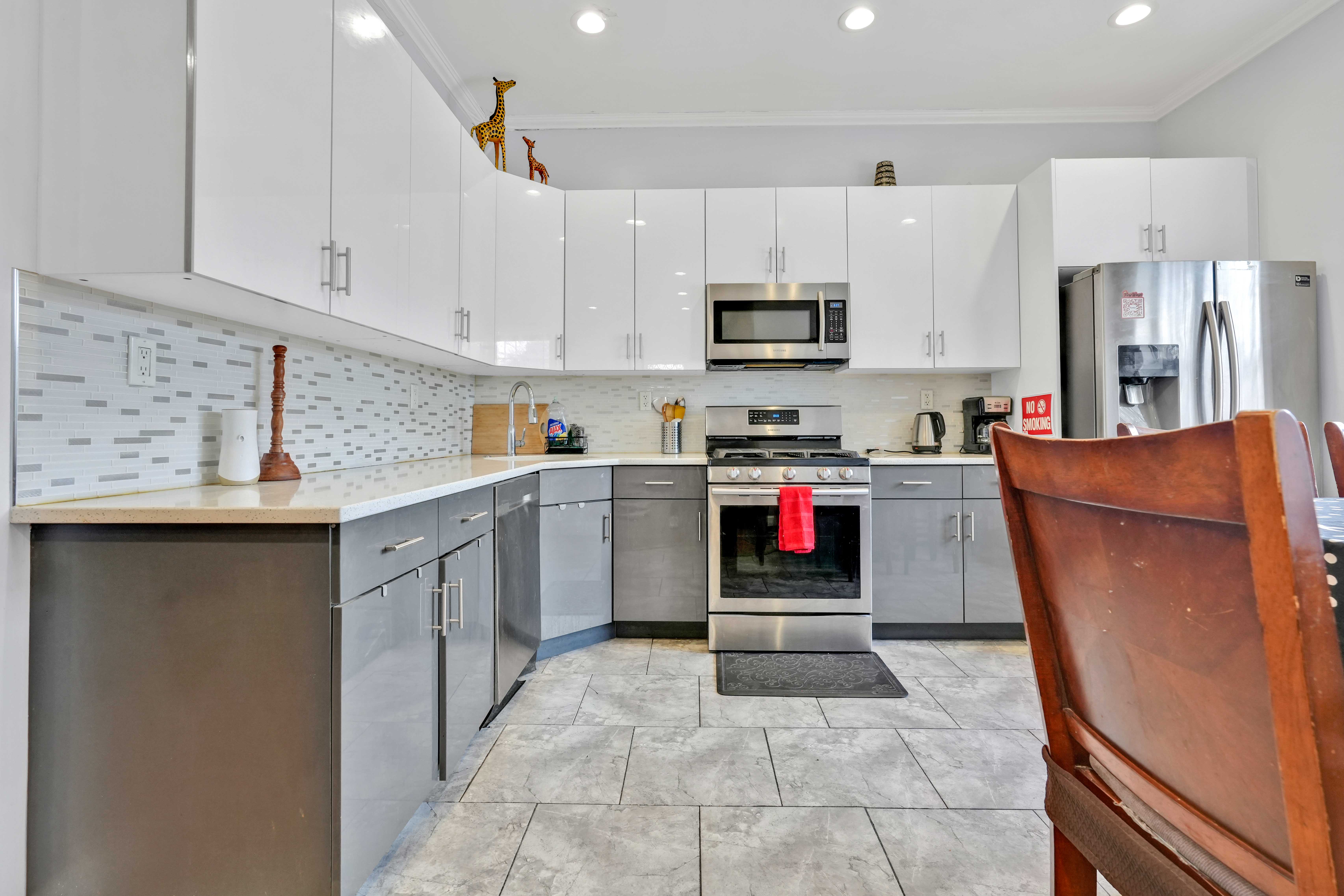631 East 49th Street, Unit 2 Brooklyn, NY 11203 - Photo 14 of 34