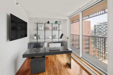 $1,998,000 | 8-12 Museum Way, Unit 2003, Cambridge, MA 02141