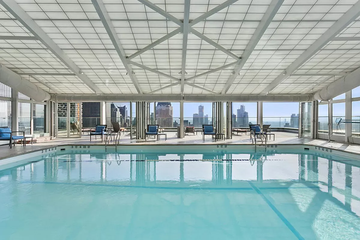 $955,000 | 322 West 57th Street, Unit 38Q | Hell's Kitchen