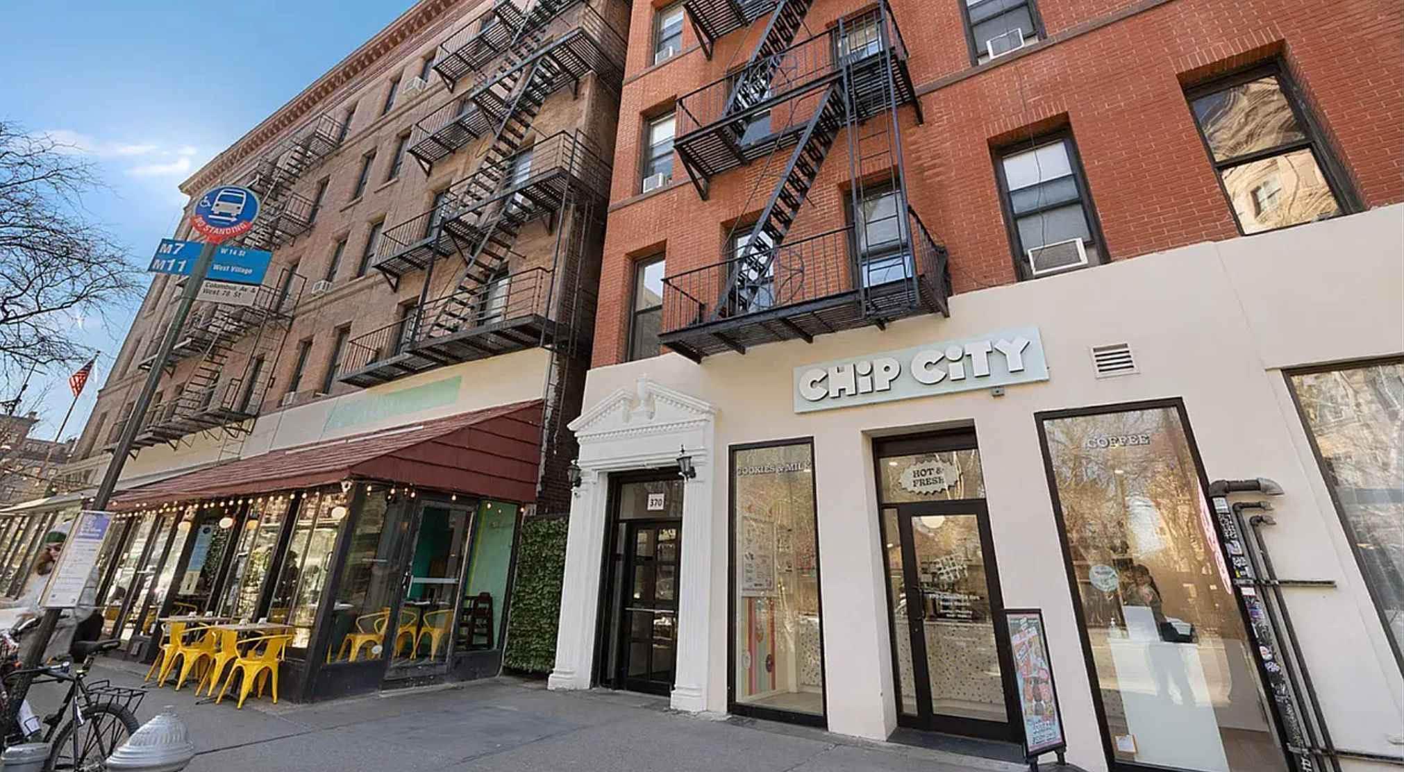 370 Columbus Avenue, Unit 4F Manhattan, NY 10024 - Photo 9 of 13 a view of a building with an outdoor space