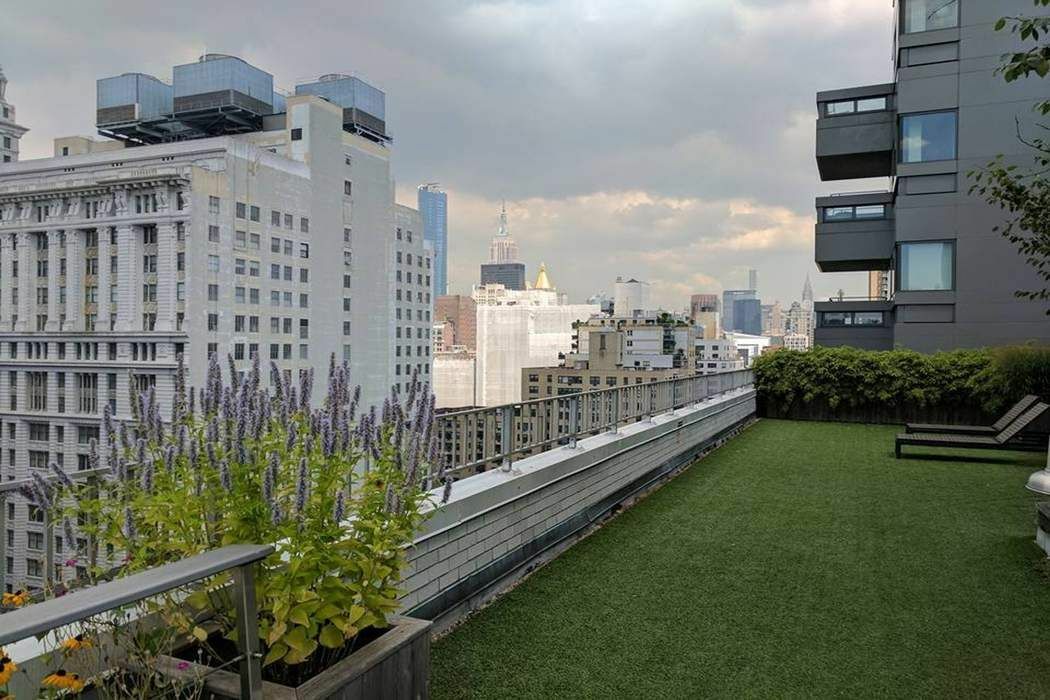 111 3rd Avenue, Unit PHK Manhattan, NY 10003 - Photo 7 of 11 a view of a city from a balcony