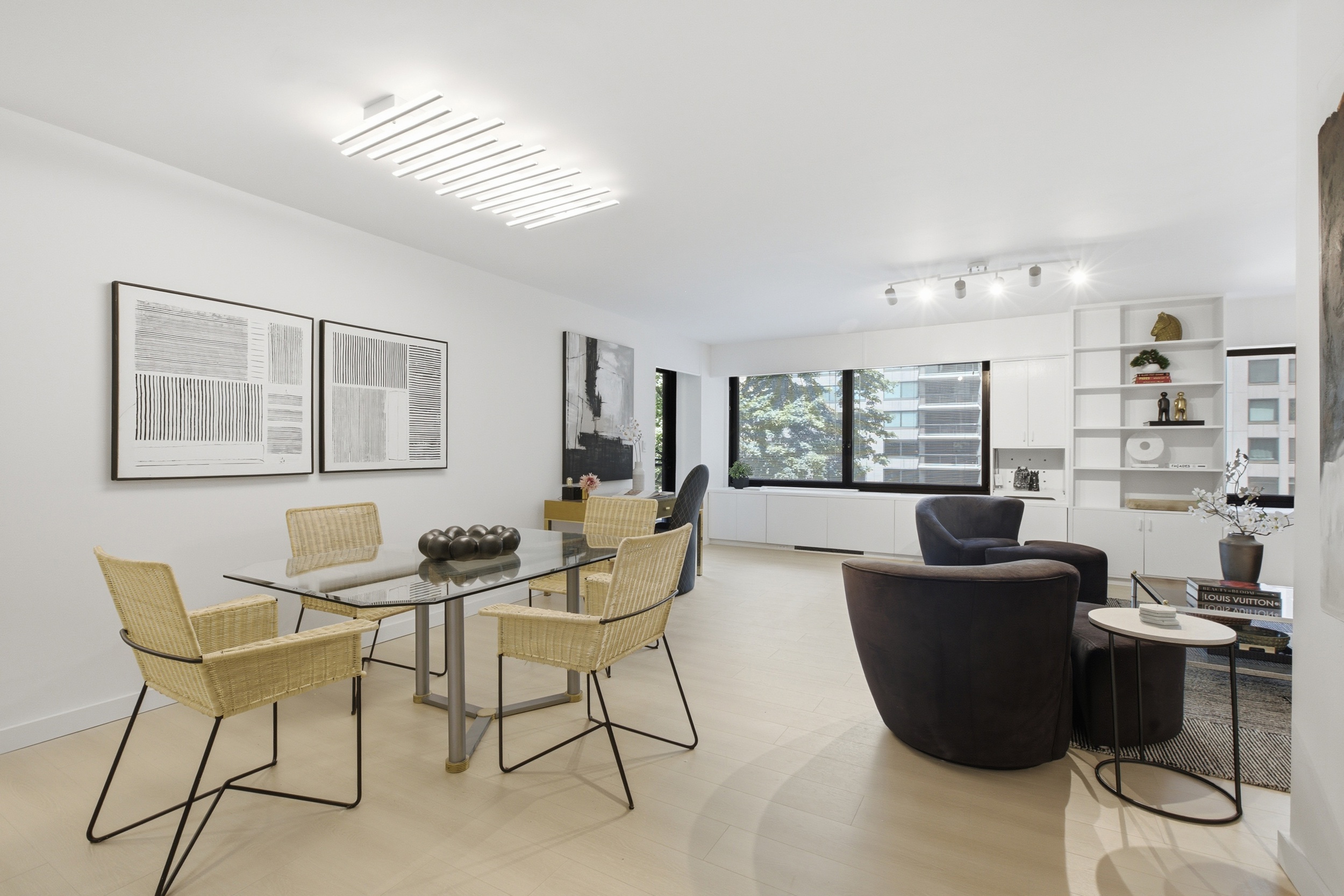 531 Main Street, Unit 409 Manhattan, NY 10044 - Photo 4 of 12