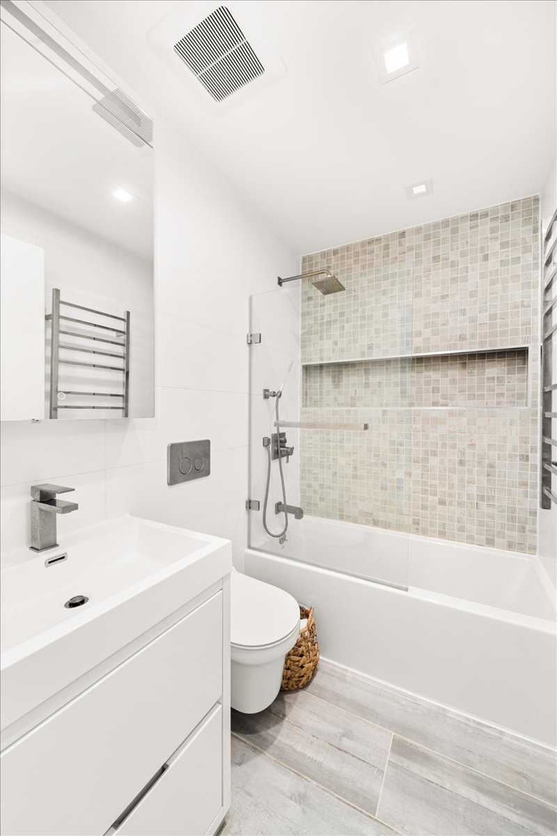 171 Devoe Street, Unit 4F Brooklyn, NY 11211 - Photo 10 of 12