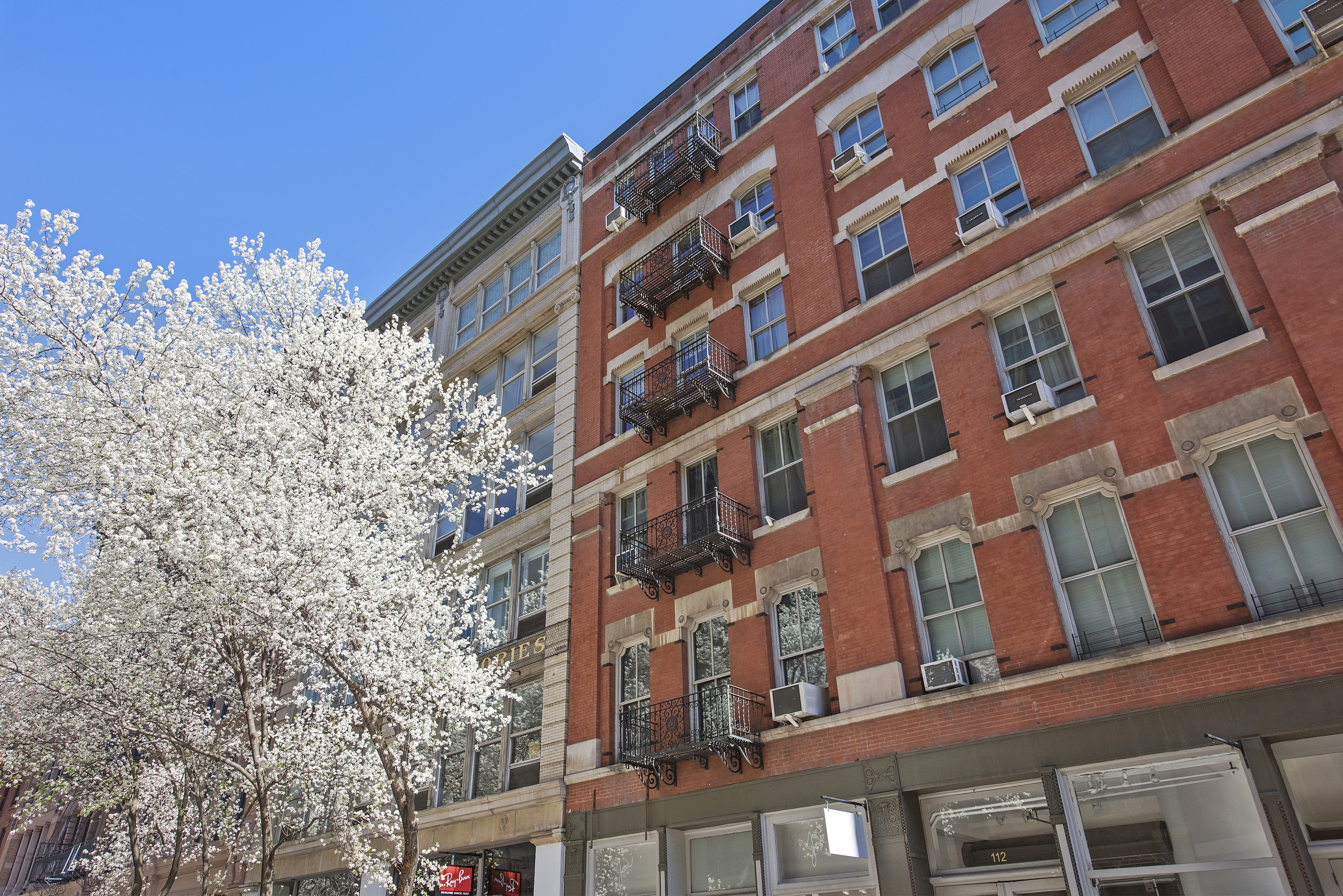 108 Wooster Street, Unit 5B Manhattan, NY 10012 - Photo 8 of 9 front view of a building