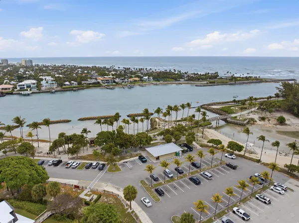 $759,000 | 18546 Lake Bend Drive, Jupiter, FL 33458