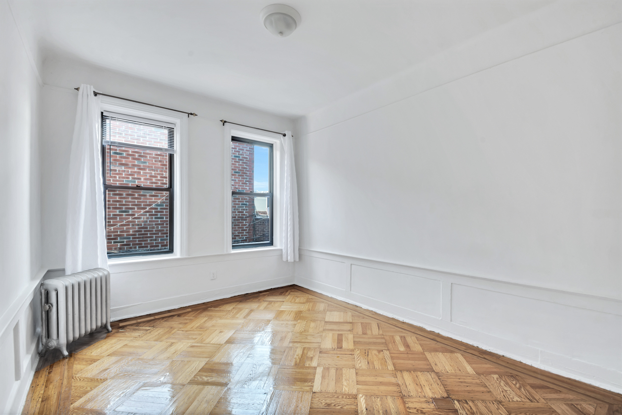 787 East 10th Street, Unit 2R Brooklyn, NY 11230 - Photo 5 of 10