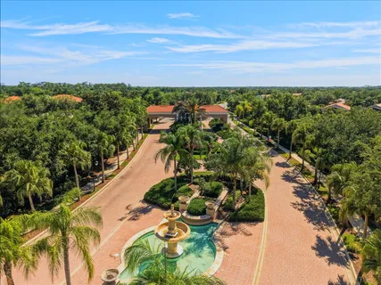 $430,000 | 4109 66th Terrace East, Sarasota, FL 34243