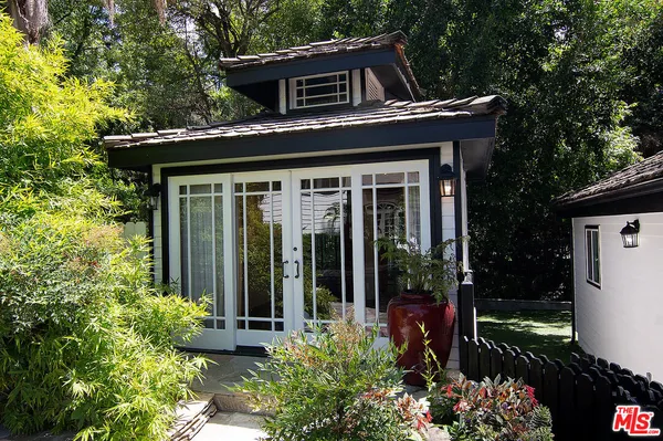 $3,995,000 | 4054 Stone Canyon Avenue, Sherman Oaks, CA 91403