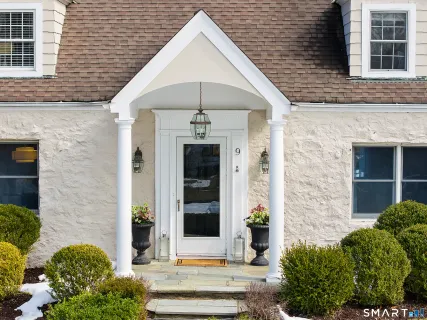 $2,995,000 | 9 Point O Woods Road South, Darien, CT 06820