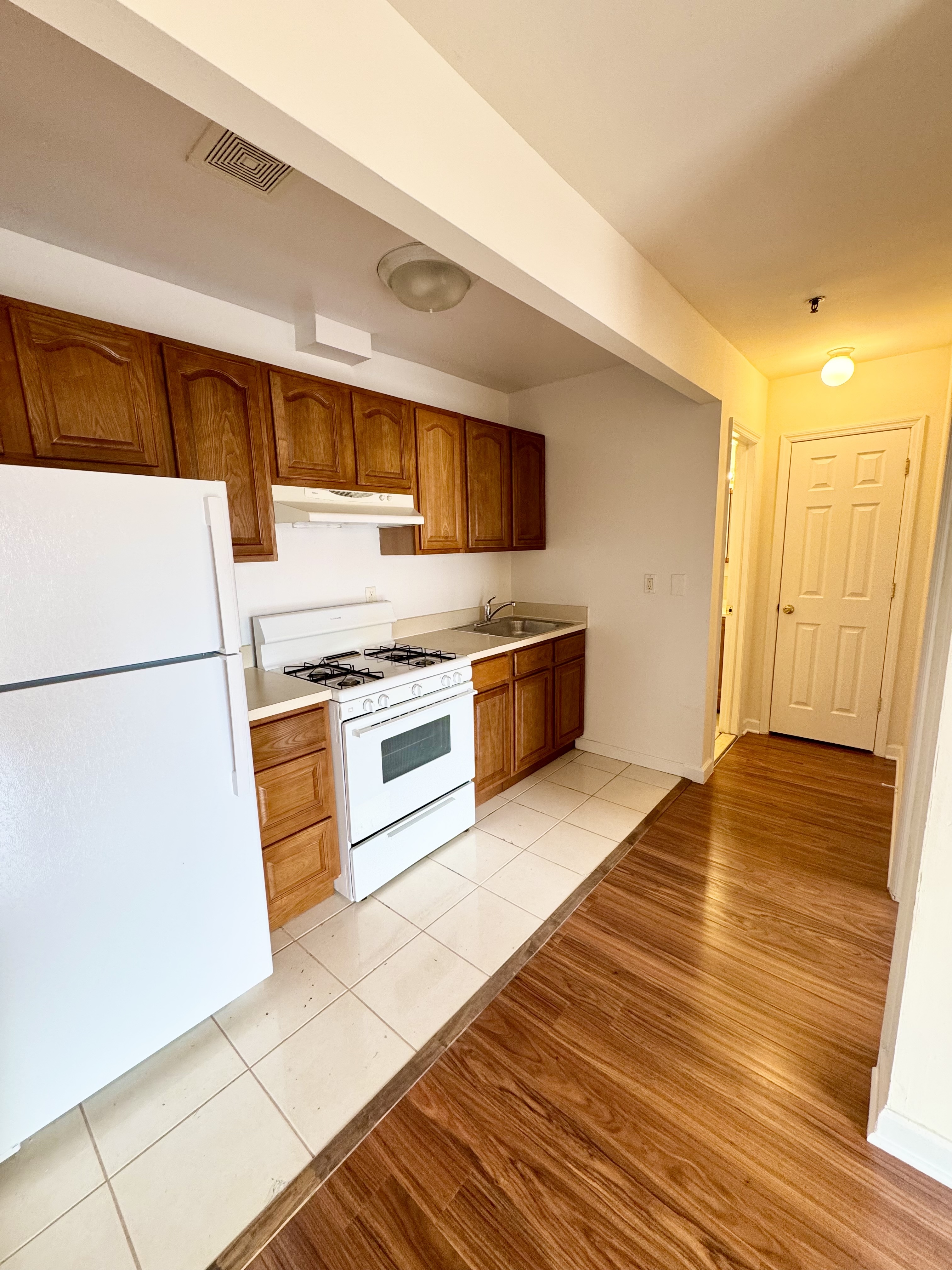 37-17 107th Street, Unit 4 Queens, NY 11368 - Photo 7 of 10