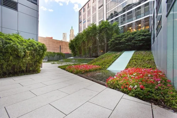 $2,530,000 | 200 Chambers Street, Unit 5H | TriBeCa