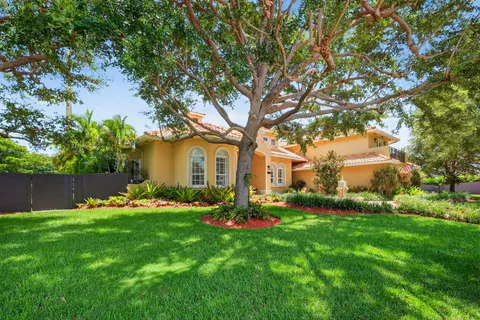 $2,375,000 | 8920 Southwest 162nd Terrace, Palmetto Bay, FL 33157