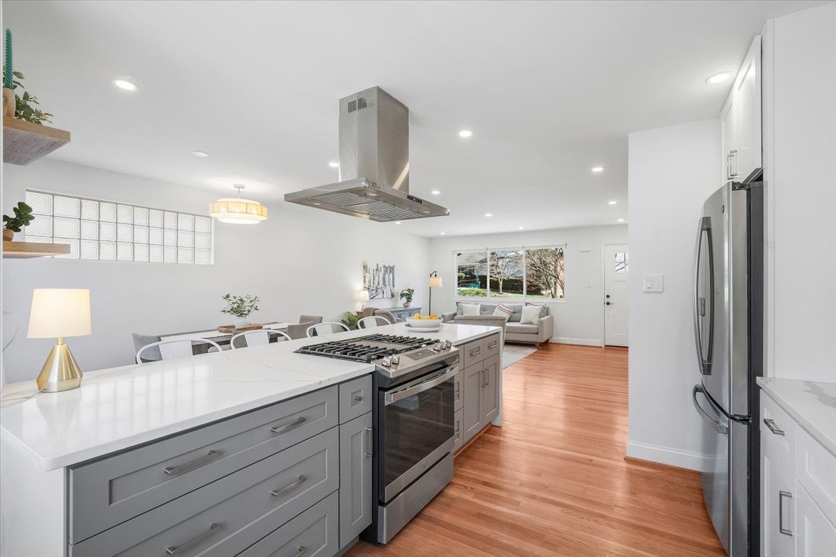 10302 Conover Drive Silver Spring, MD 20902 - Photo 11 of 39