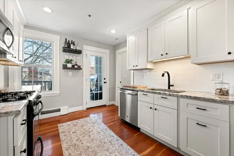 $649,000 | 7 Knowlton Street, Unit 3, South Boston, MA 02127