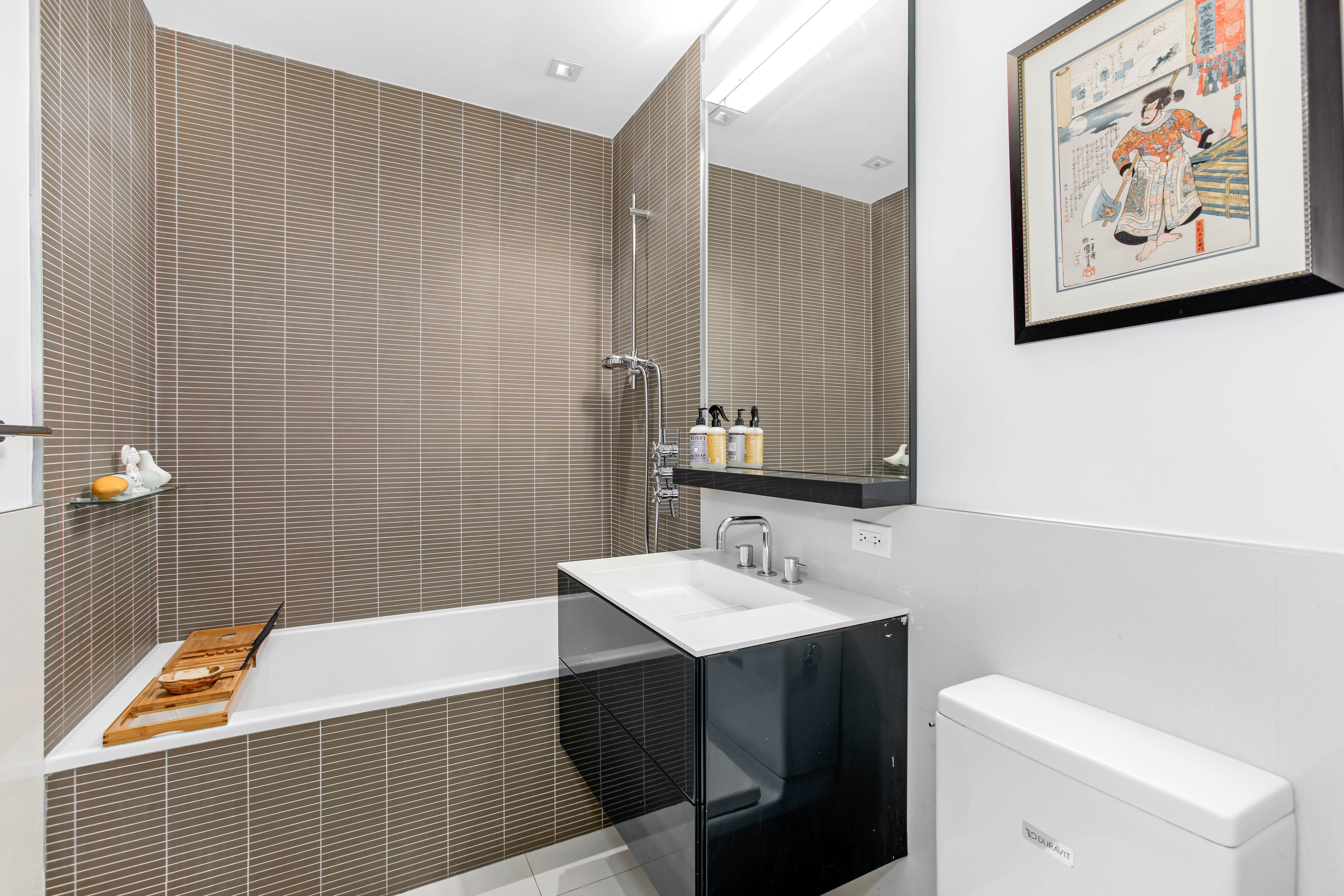 300 East 23rd Street, Unit PHA Manhattan, NY 10010 - Photo 7 of 11