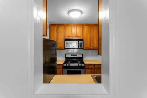 $225,000 | 2750 Johnson Avenue, Unit 6E | Spuyten Duyvil