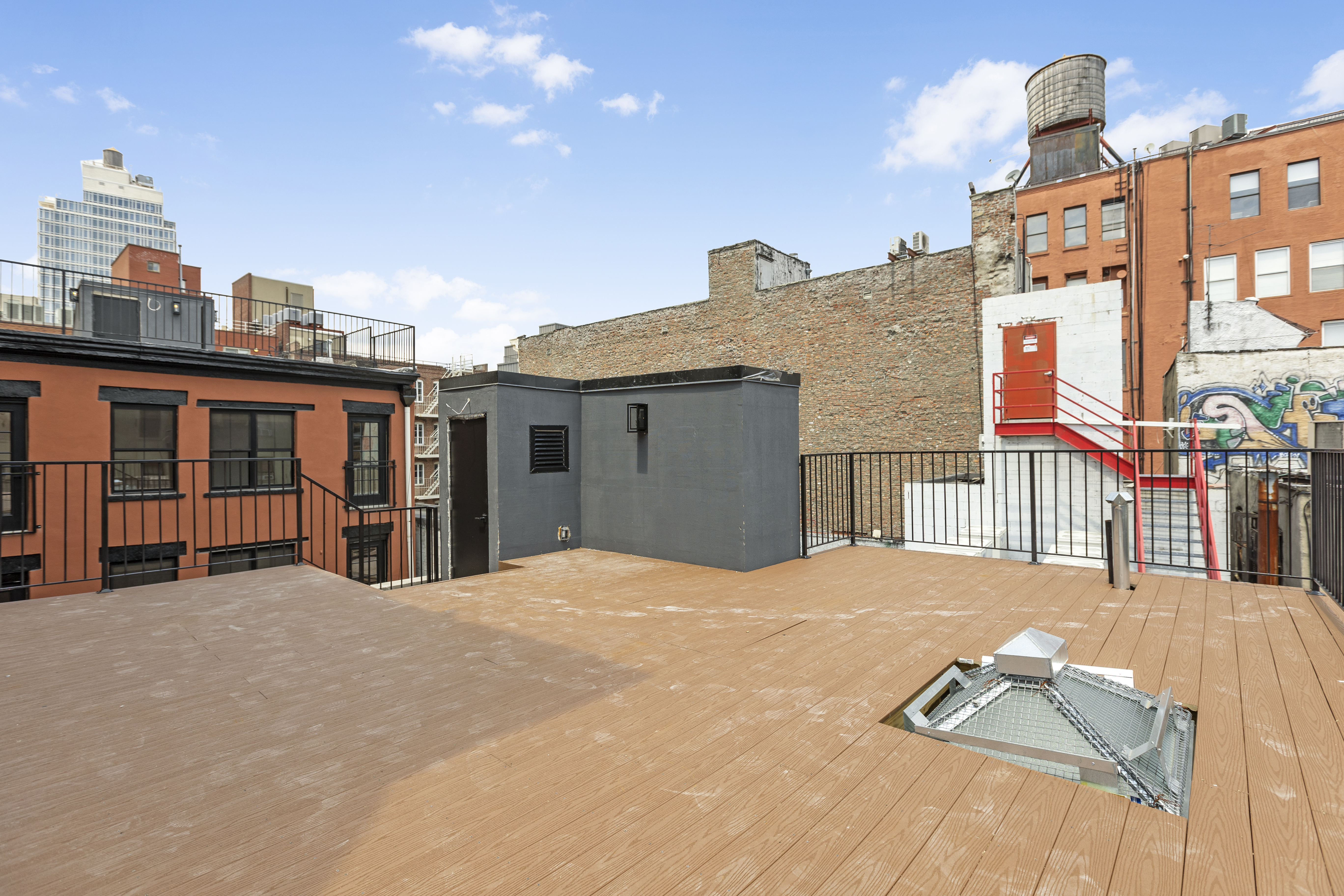 140 Mulberry Street, Unit 2A Manhattan, NY 10013 - Photo 8 of 11
