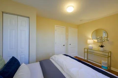 $200,000 | 8 L Southway, Greenbelt, MD 20770