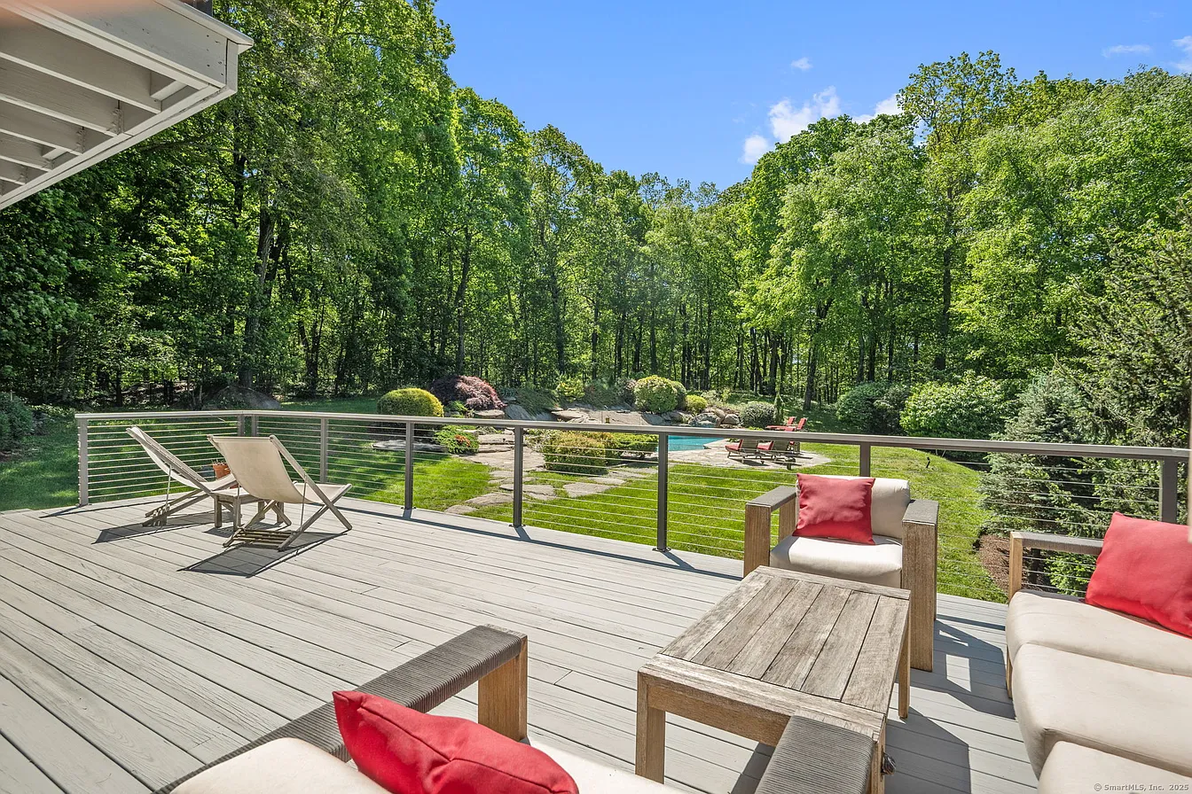 78 Pin Oak Lane Wilton, CT 06897 - Photo 28 of 37