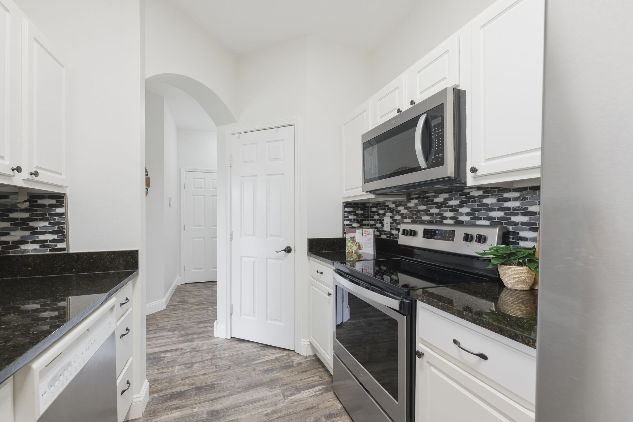 7990 Baymeadows Road East, Unit 812 Jacksonville, FL 32256 - Photo 6 of 31