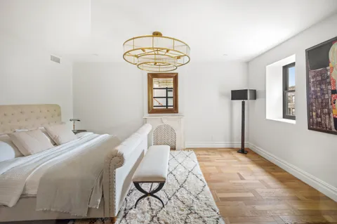 $6,000,000 | 265 6th Avenue | Park Slope